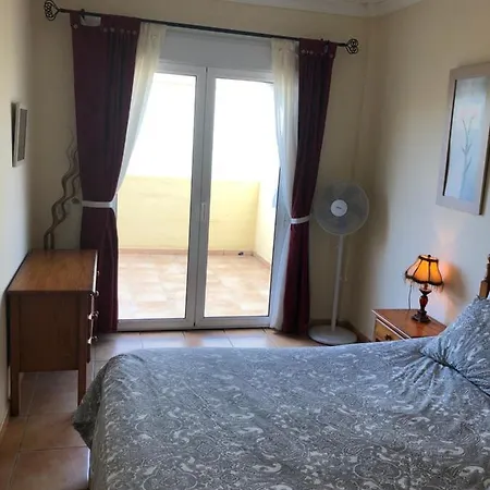 39 El Sultan, Calle El Roque Apartman