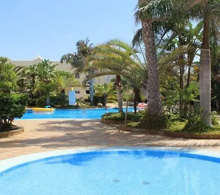 39 El Sultan, Calle El Roque