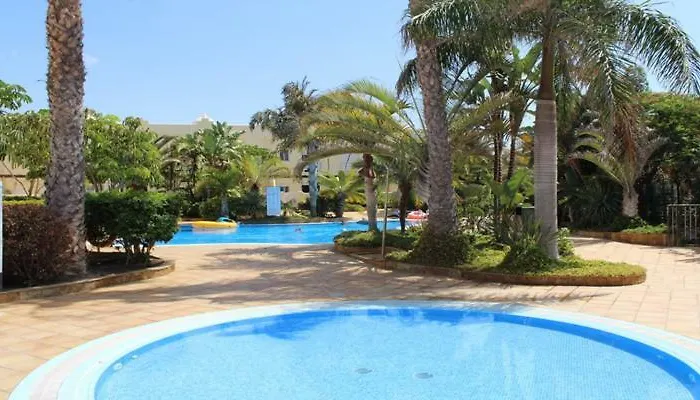 39 El Sultan, Calle El Roque